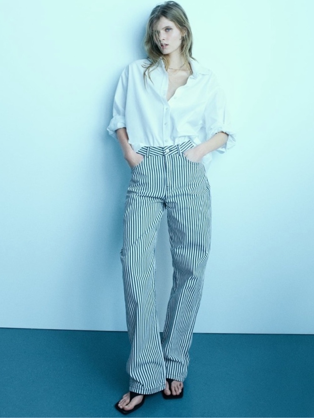 NWT Zara Navy and White Striped Straight Leg Jeans 8